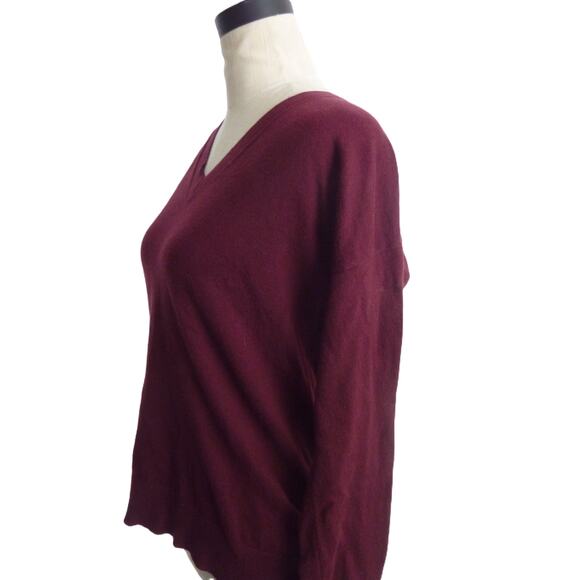 Banana Republic Cashmere Blend Maroon Red V Neck Sweater M - Picture 4 of 6